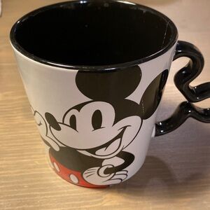 *cracked* Disney silly Mickey ceramic mug​